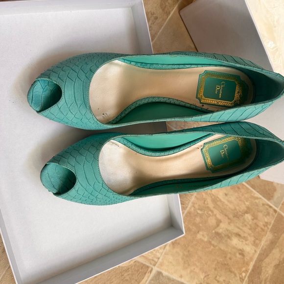 Christian Dior Miss Dior Peep Toe Platform Pump, Python Nabuck,39, Aquamarine - Picture 4 of 10